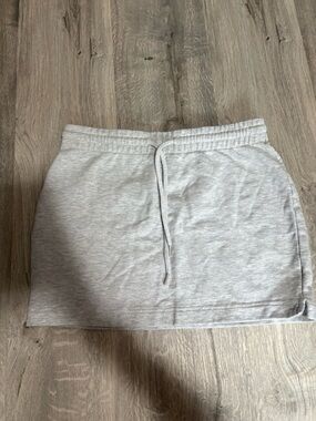 Dynamite Light Gray Brushed Fleece skirt size small